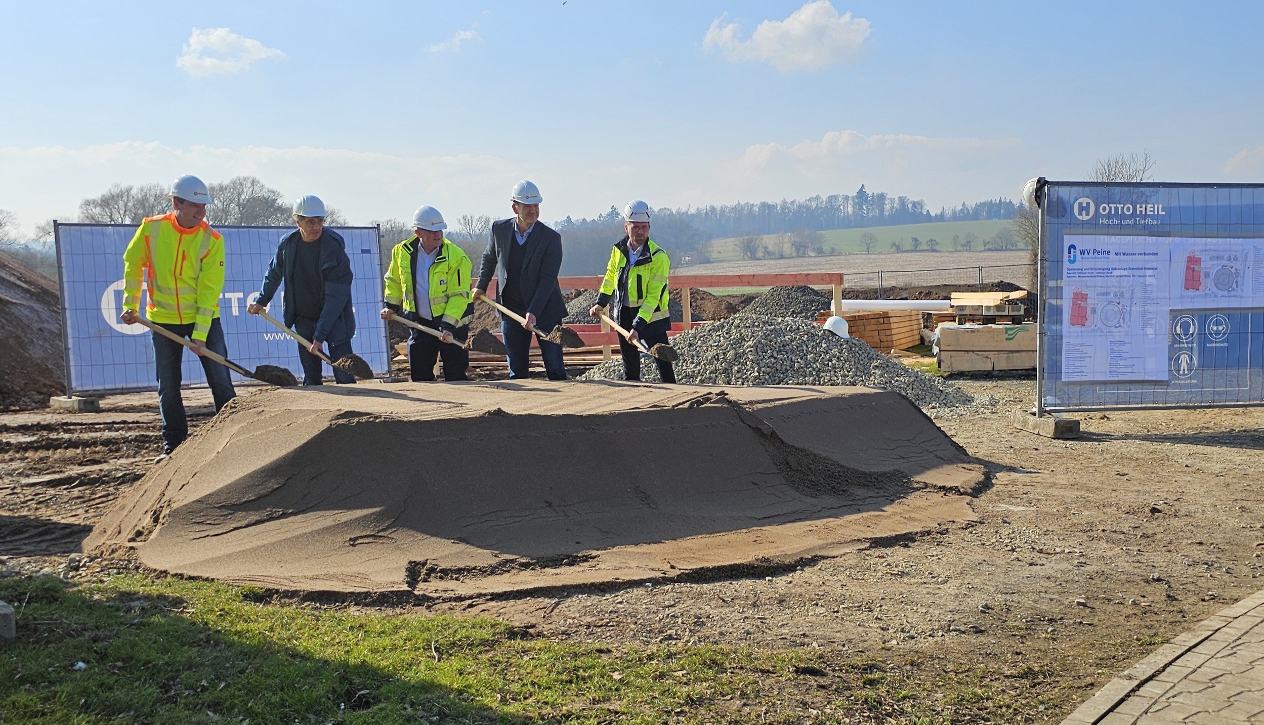 Spatenstich für 12-Millionen-Euro Projekt Umbau Kläranlage Dransfeld